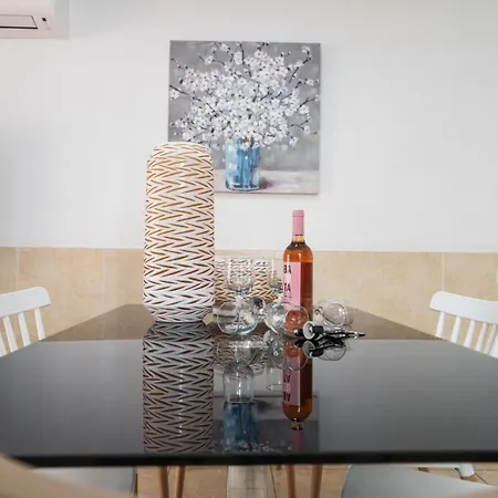 Sunny Apartment