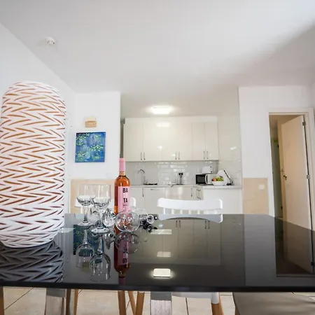 Sunny Apartment